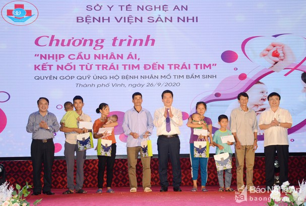 Bệnh viện Sản Nhi Nghệ An tổ chức nhịp cầu nhân ái, giúp đỡ trẻ mắc bệnh tim bẩm sinh 4