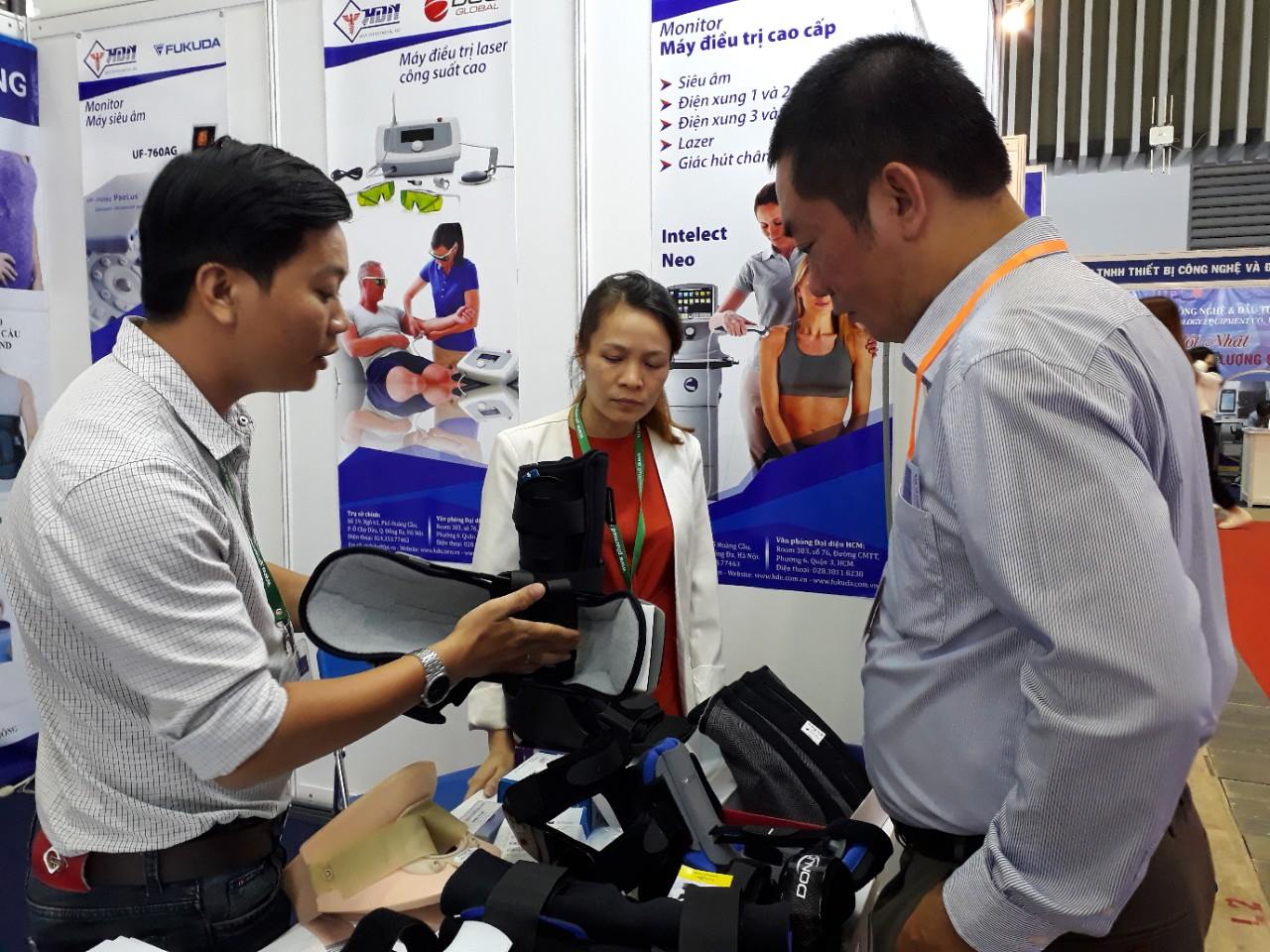 Công ty CP Đầu tư HDN tham gia Triển lãm Y tế Quốc tế Việt Nam lần thứ 13 (2018) 1