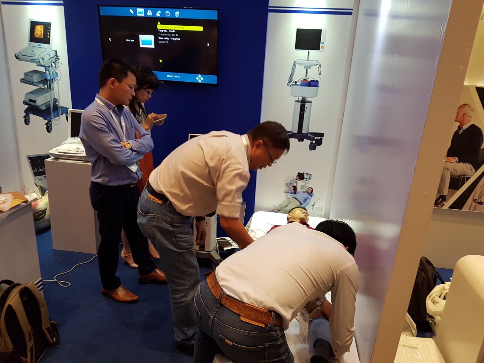 Gian hàng của Công ty Cổ phần Đầu tư HDN gây chú ý tại Đại hội Tim mạch toàn quốc lần thứ 16 tại Đà Nẵng. 10