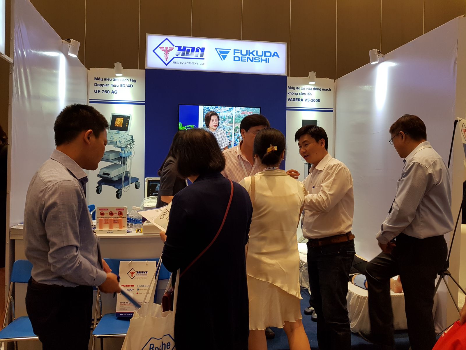 Gian hàng của Công ty Cổ phần Đầu tư HDN gây chú ý tại Đại hội Tim mạch toàn quốc lần thứ 16 tại Đà Nẵng. 2