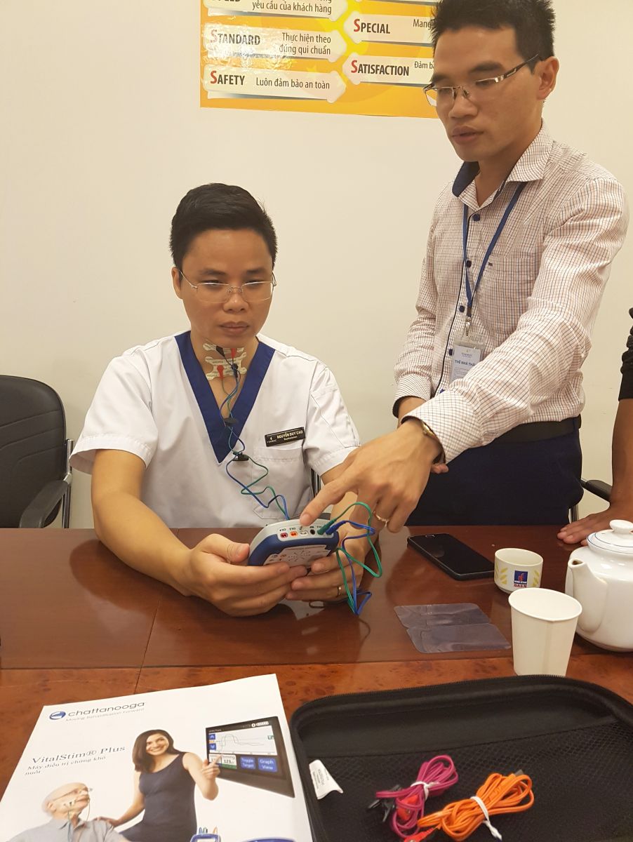 Máy điều trị chứng khó nuốt Vital Stim - Phương pháp trị liệu quan trọng trong phục hồi chức năng 2