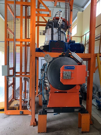 Hệ thống hấp khử khuẩn xử lý rác thải y tế Akar Makina