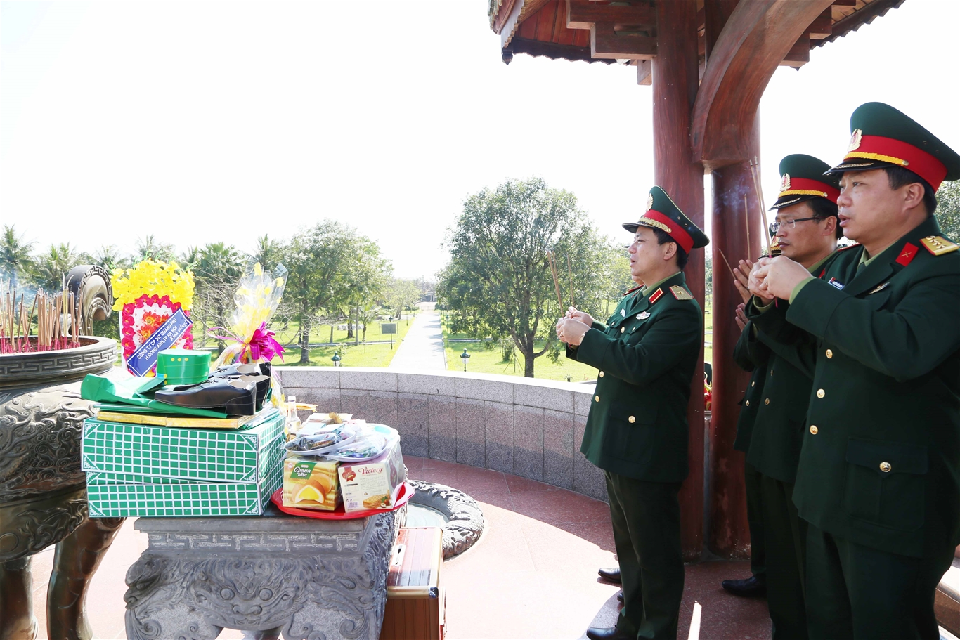 Binh đoàn 12, đồng loạt ra quân đầu xuân 8