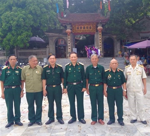 Du lịch miền tâm linh 3