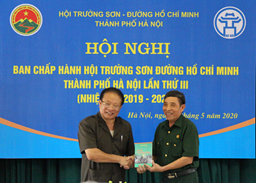 Tuổi xuân chiến trường