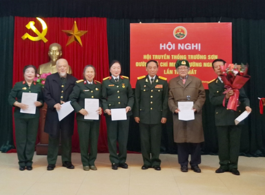 Hội nghị công bố quyết định thành lập Hội Trường Sơn phường Nghĩa Đô,