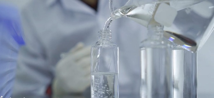 Hướng dẫn cách tự pha nước rửa tay khô theo WHO từ cồn y tế 8