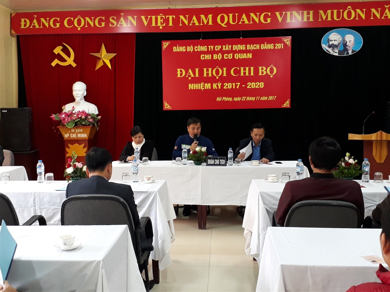 The Congress of Branches of the Party Committee of Bach Dang Construction Joint Stock Company 201 1