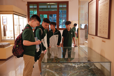 CÂU CHUYỆN LỊCH SỬ HIỆN LÊN SINH ĐỘNG QUA BUỔI HỌC NGOẠI KHÓA TẠI BẢO TÀNG LỊCH SỬ QUỐC GIA