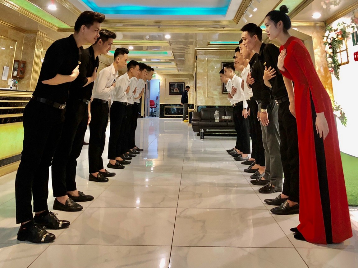 Đỗi ngũ nhân viên chuyên nghiệp, nhiệt tình
