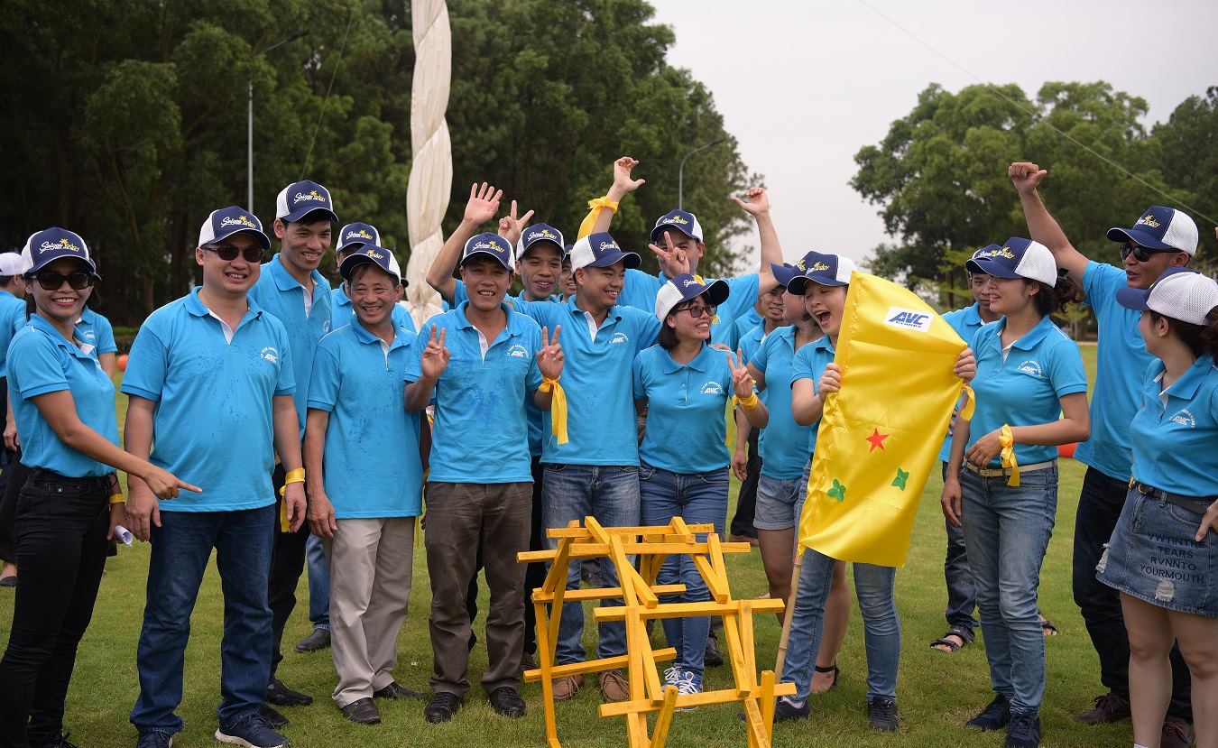 2017 - 15 Years Established 3