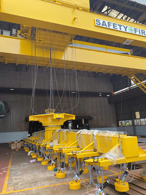Hyundai: Crane with anti-sway mechanical hoist