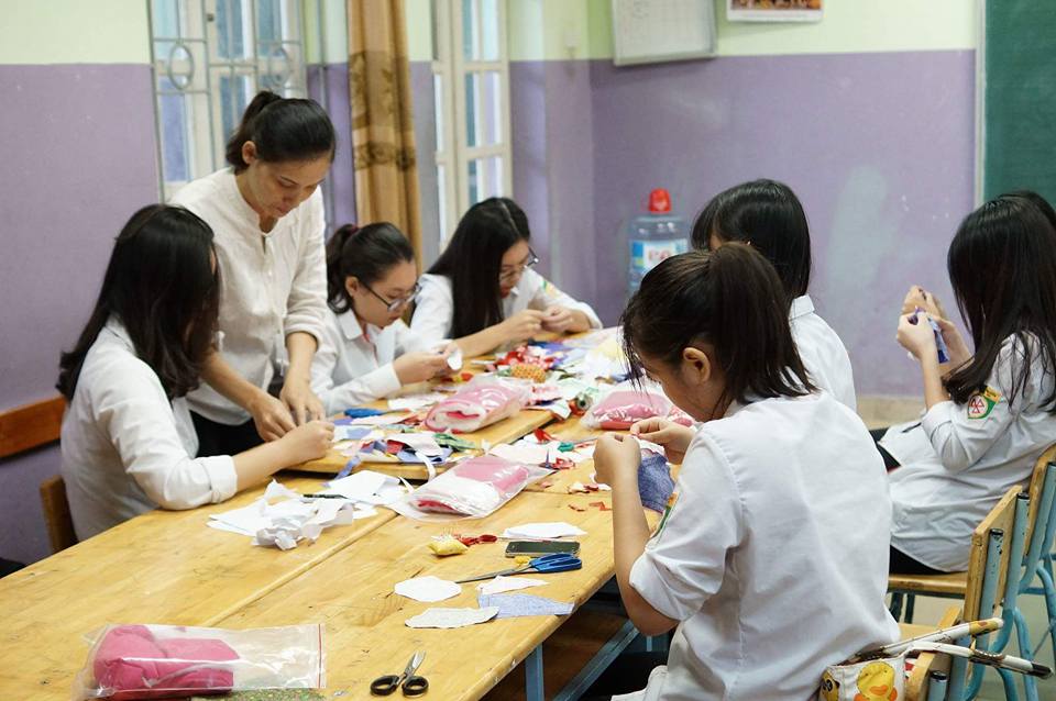 Handmade cùng các em học sinh THPT Nguyễn Bỉnh Khiêm 3