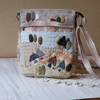 T206T541 TÚI ĐEO CHÉO PHONG CẢNH