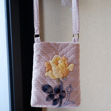 S0186 TÚI ĐEO CHÉO OA HỒNG VÀNG