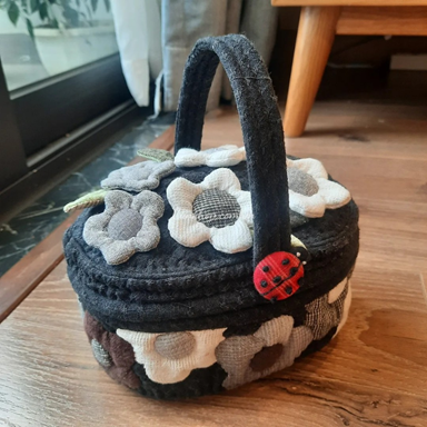 P01443 GIỎ BỌ RÙA VÀ HOA