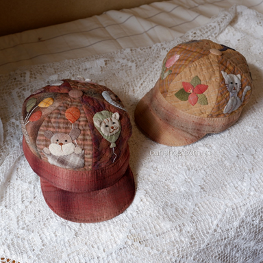 MŨ LƯỠI TRAI MÈO VÀ HOA