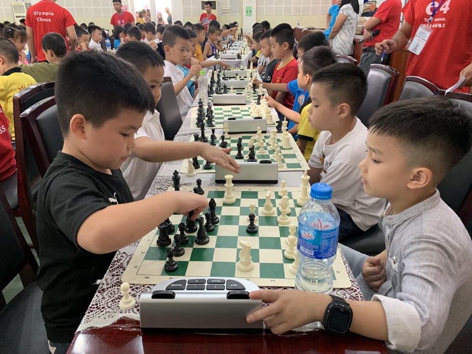 GIẢI LOOKING FOR CHESS TALENT THÁNG 1/2021 VÀ VINH DANH HOC SINH TIÊU BIỂU CLB OLYMPIA CHESS NĂM 2020”