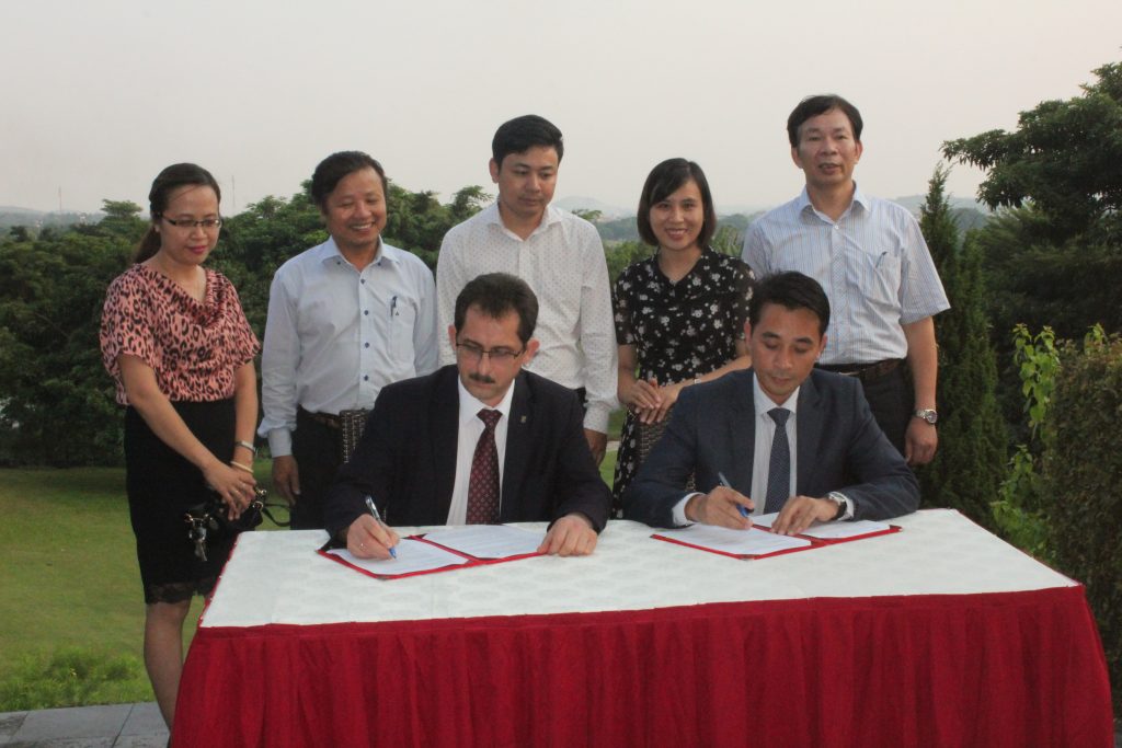 CHÚC MỪNG KHOA CÔNG NGHỆ NÔNG NGHIỆP (TRƯỜNG ĐẠI HỌC CÔNG NGHỆ, ĐHQGHN) TRÒN MỘT TUỔI 6