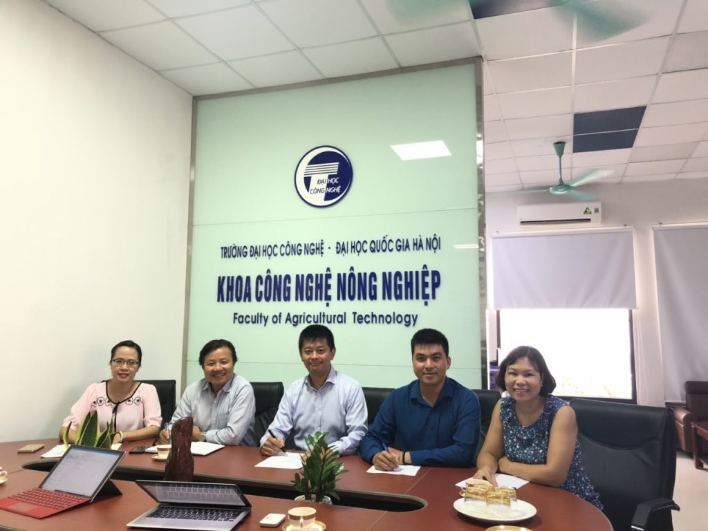 CHÚC MỪNG KHOA CÔNG NGHỆ NÔNG NGHIỆP (TRƯỜNG ĐẠI HỌC CÔNG NGHỆ, ĐHQGHN) TRÒN MỘT TUỔI 7