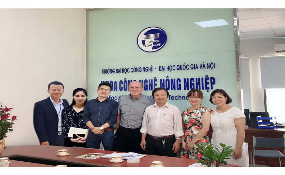 CHÚC MỪNG KHOA CÔNG NGHỆ NÔNG NGHIỆP (TRƯỜNG ĐẠI HỌC CÔNG NGHỆ, ĐHQGHN) TRÒN MỘT TUỔI 1