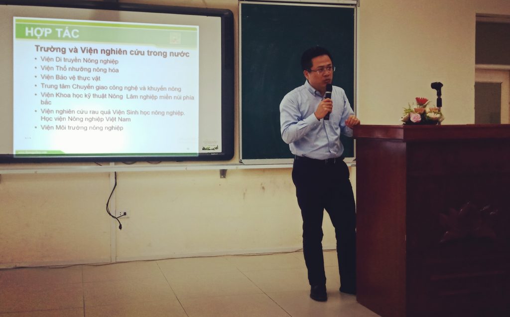 Giao lưu giữa tân sinh viên ngành Công nghệ Nông nghiệp với Khoa và nhà tuyển dụng 8