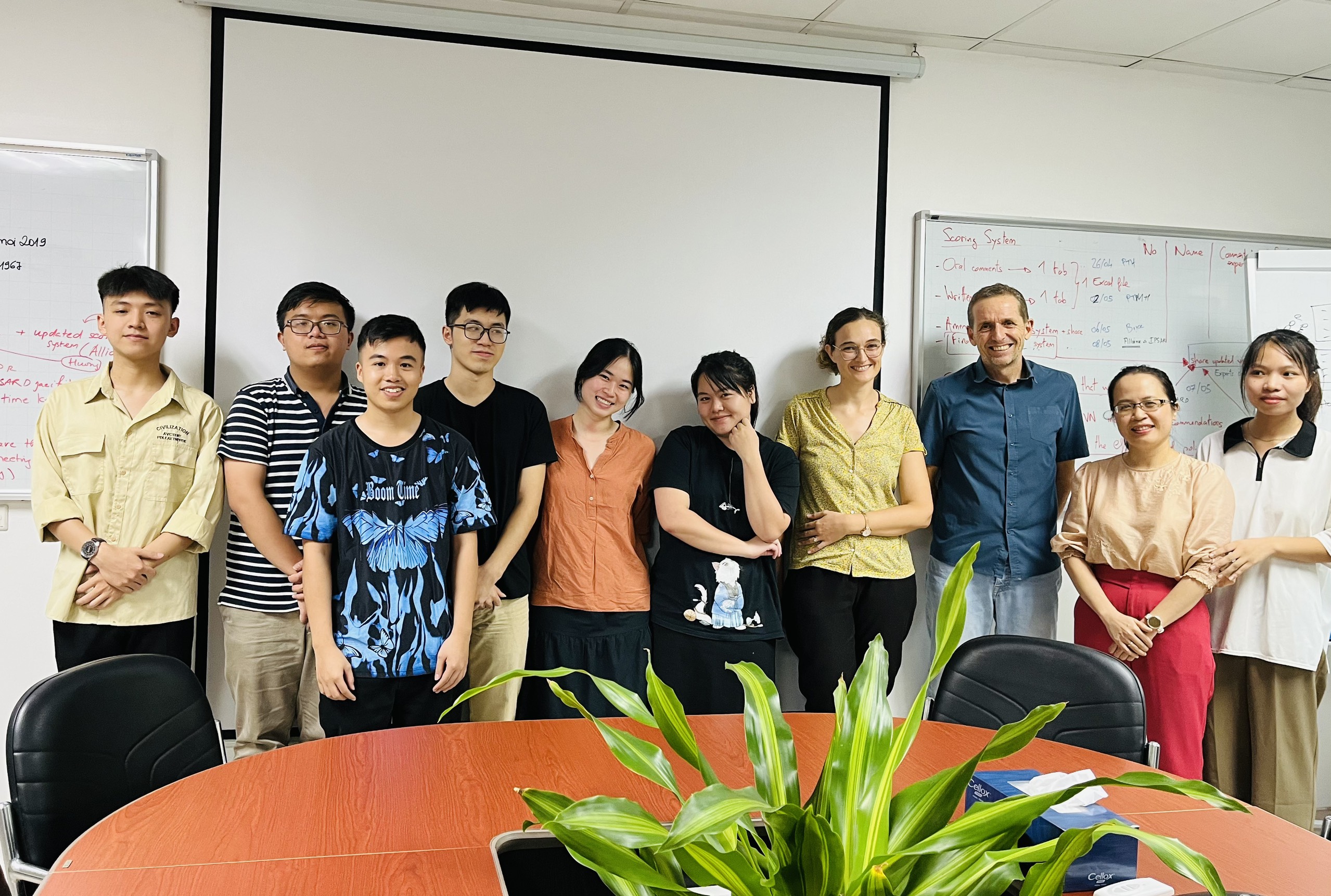 Trường Đại học Công nghệ, ĐHQGHN: Điểm đến về trao đổi học thuật và giao lưu quốc tế 5