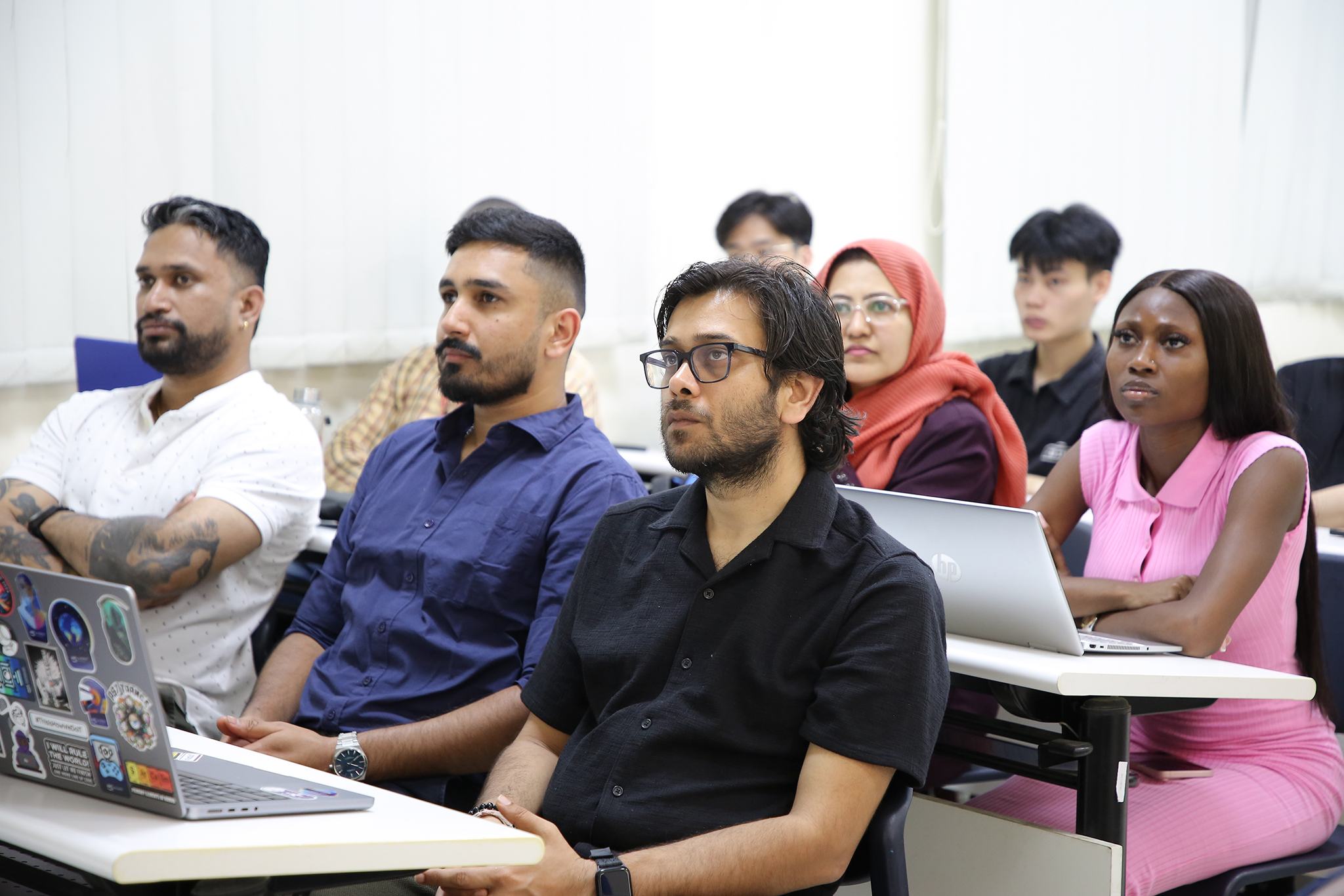 Trường Đại học Công nghệ, ĐHQGHN: Điểm đến về trao đổi học thuật và giao lưu quốc tế 9