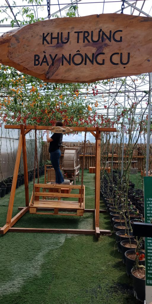 Trường Đại học Công Nghệ tham quan mô hình nông nghiệp công nghệ cao tại Đà Lạt 13