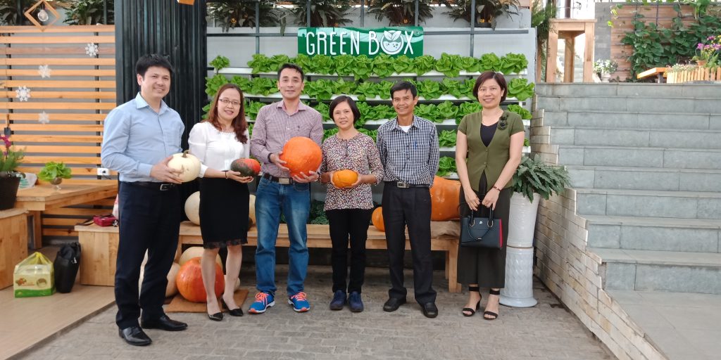 Trường Đại học Công Nghệ tham quan mô hình nông nghiệp công nghệ cao tại Đà Lạt 6