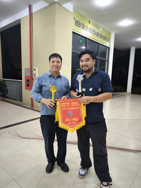 🎉 HOẠT ĐỘNG ĐẦU TIÊN CỦA CÔNG ĐOÀN KHOA CÔNG NGHỆ NÔNG NGHIỆP NHIỆM KỲ 2025 – 2030: GIAO LƯU BÓNG BÀN VỚI CÔNG ĐOÀN KHOA CÔNG NGHỆ SINH HỌC 🏓