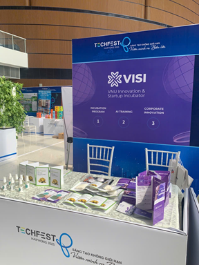 🎯 Sinh viên Khoa Công nghệ Nông nghiệp mang “Dưa ngon 24h” đến Techfest Hải Phòng 2025! 🥒🌊