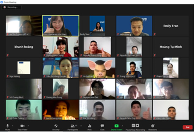 Sinh viên tham gia Hội thảo trực tuyến về “Nhận thức An toàn sinh học trong phòng thí nghiệm 2021” do Công ty Esco Việt Nam tổ chức