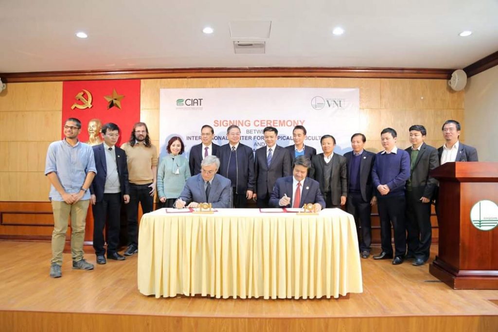 KỸ SƯ CÔNG NGHỆ NÔNG NGHIỆP – NGÀNH MỚI TẠI ĐH QUỐC GIA HÀ NỘI 2