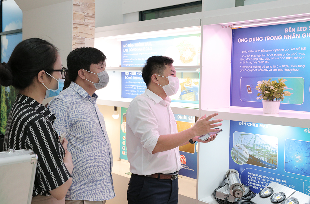 RẠNG ĐÔNG KÝ KẾT HỢP TÁC VỚI KHOA CÔNG NGHỆ NÔNG NGHIỆP, TRƯỜNG ĐẠI HỌC CÔNG NGHỆ - ĐẠI HỌC QUỐC GIA HÀ NỘI 4