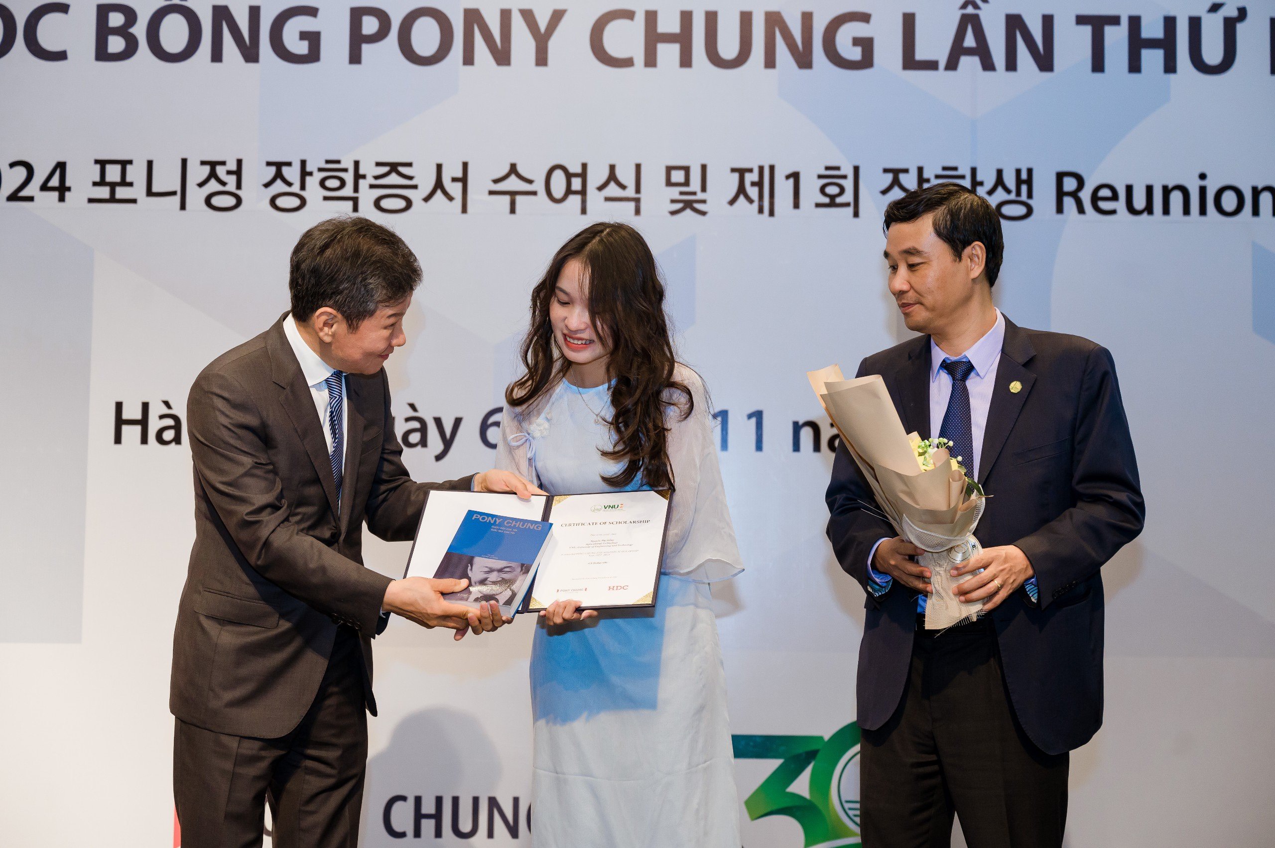 Cựu sinh viên Nguyễn Thị Hồng: Áp dụng tư duy nghiên cứu và phát triển từ trường đến doanh nghiệp 2