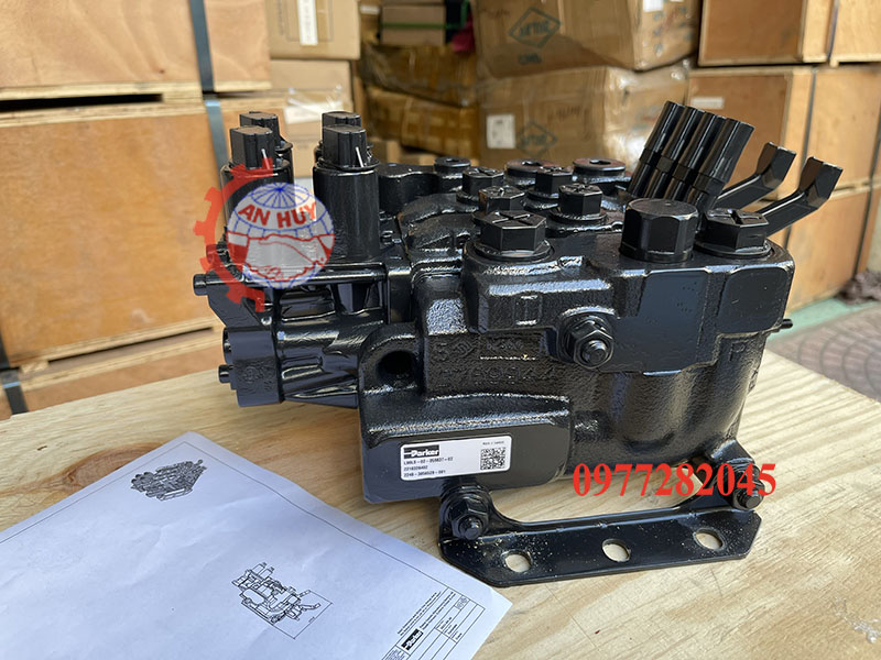 van-dieu-khien-tay-va-dien-parker-24v-l90ls-02-059837-02