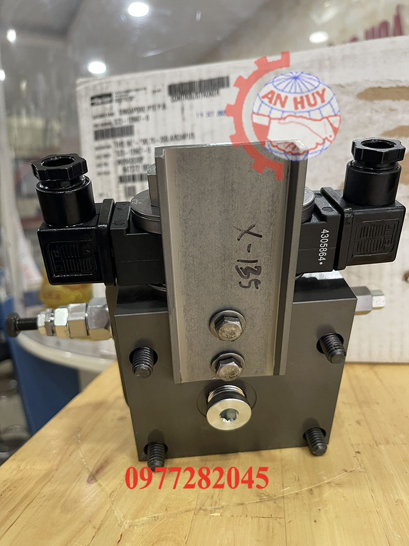 cum-van-dieu-khien-ehs-9a-00-75-parker