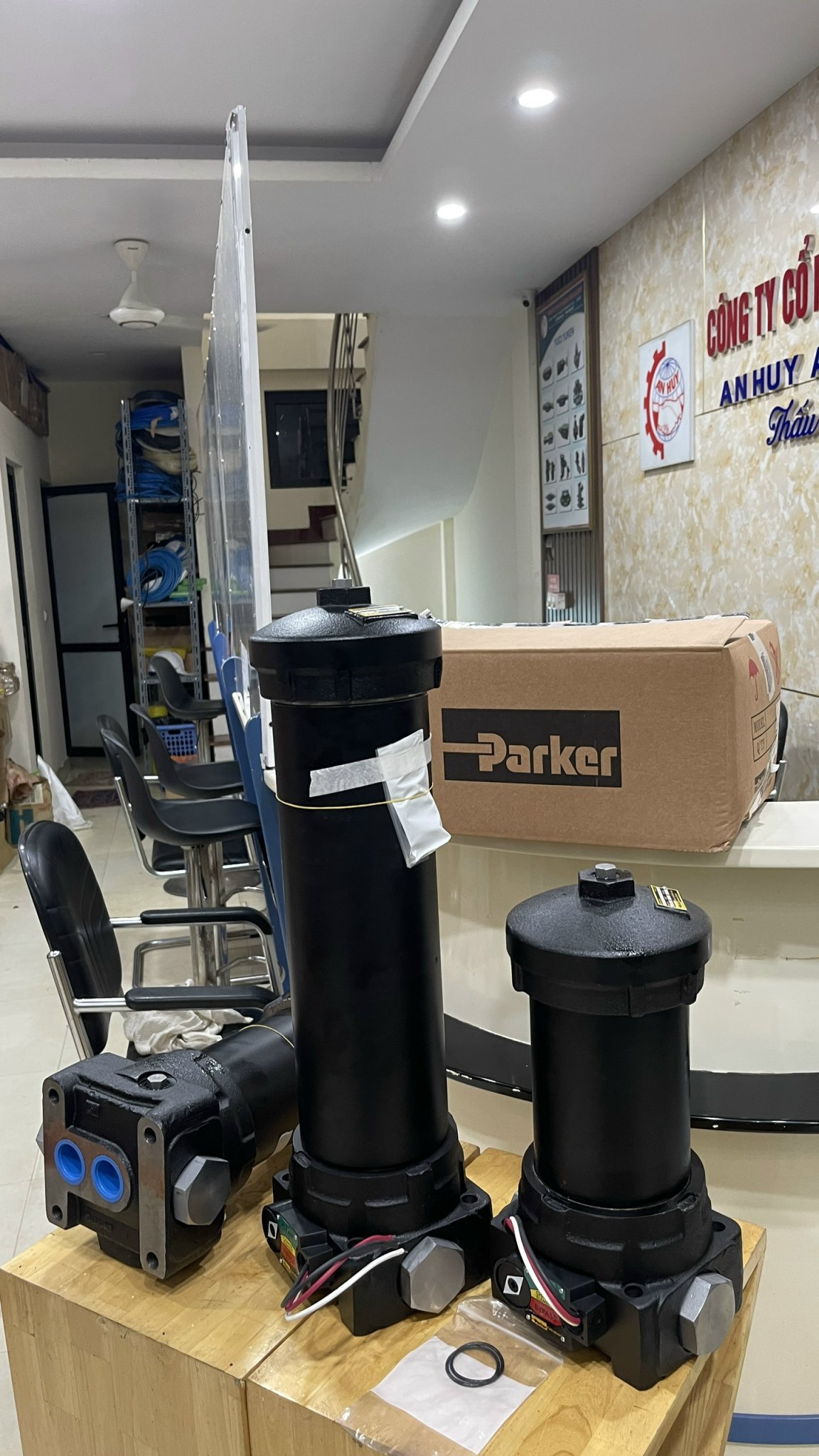 loc-dau-parker-50p210qel50xx1