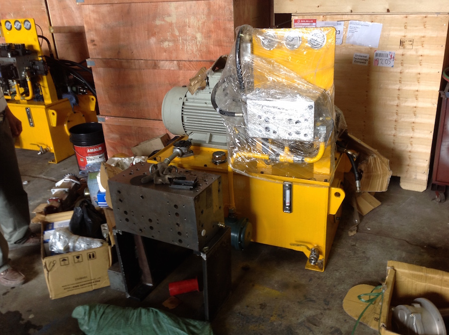 Lắp đặt bộ nguồn thuỷ lực cho công ty mía đường Sông Con 7