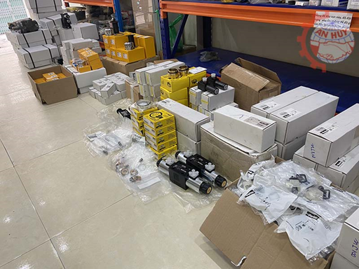 Van Parker D41VW004C4NTW