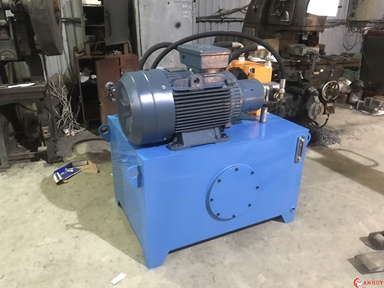 Hệ thống thủy lực dùng cho bàn nâng container