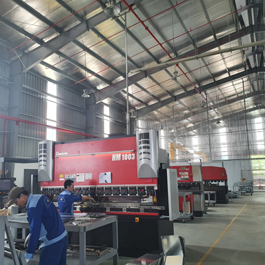 Một số hình ảnh về xưởng sản xuất của công ty  trước đây và hiện nay 