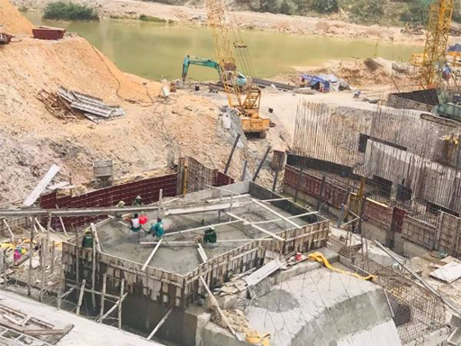 Xây dựng các công trình thuỷ lợi 