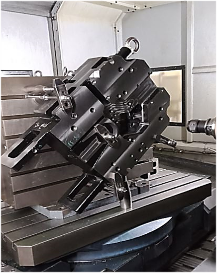 Mold manufacturing and quality control by modern high-precision processing machines 1