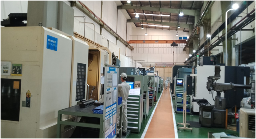 最新方法と技術及び加工機で金型製作 4