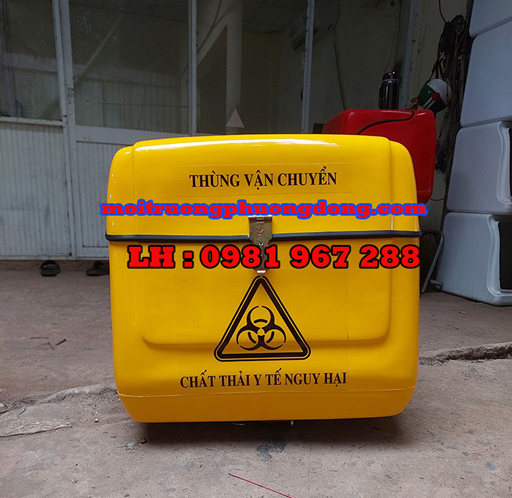 Thung-van-chuyen-tren-xe-may.jpg