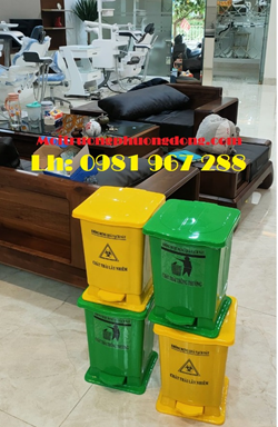 Thùng rác 15 lít đạp chân y tế