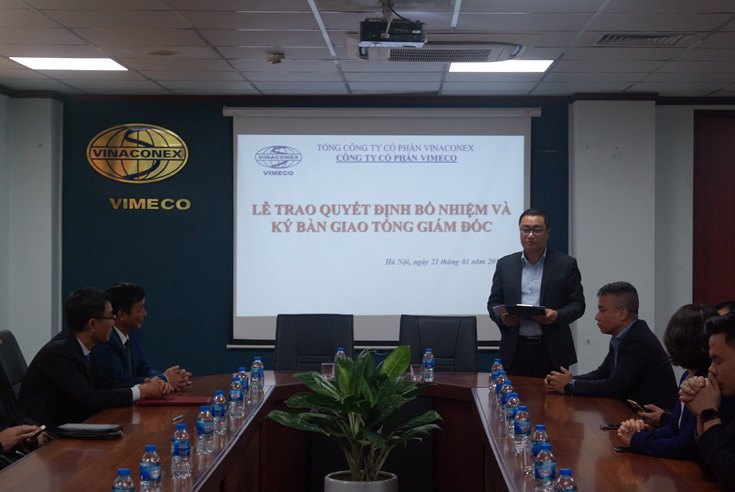 Lễ trao quyết định bổ nhiệm và ký bàn giao tổng giám đốc