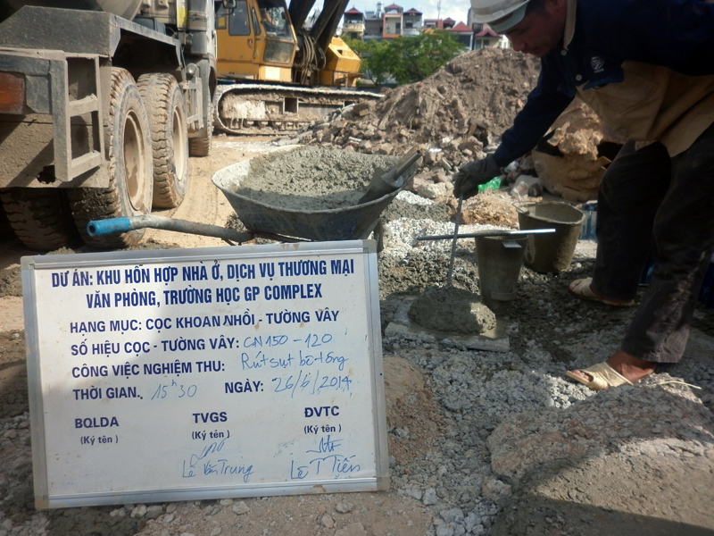 Thi công cọc khoan nhồi và tường vây tại GP Complex - 1A Phùng Chí Kiên 4